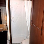 2011 Jamboree DSL Bathroom